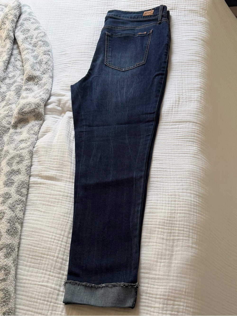 Seven 7 High Rise Slim Straight Jeans - Picture 7 of 9